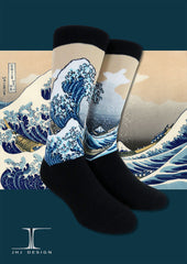 Japanese Masterpiece - Great waves off Kanagawa